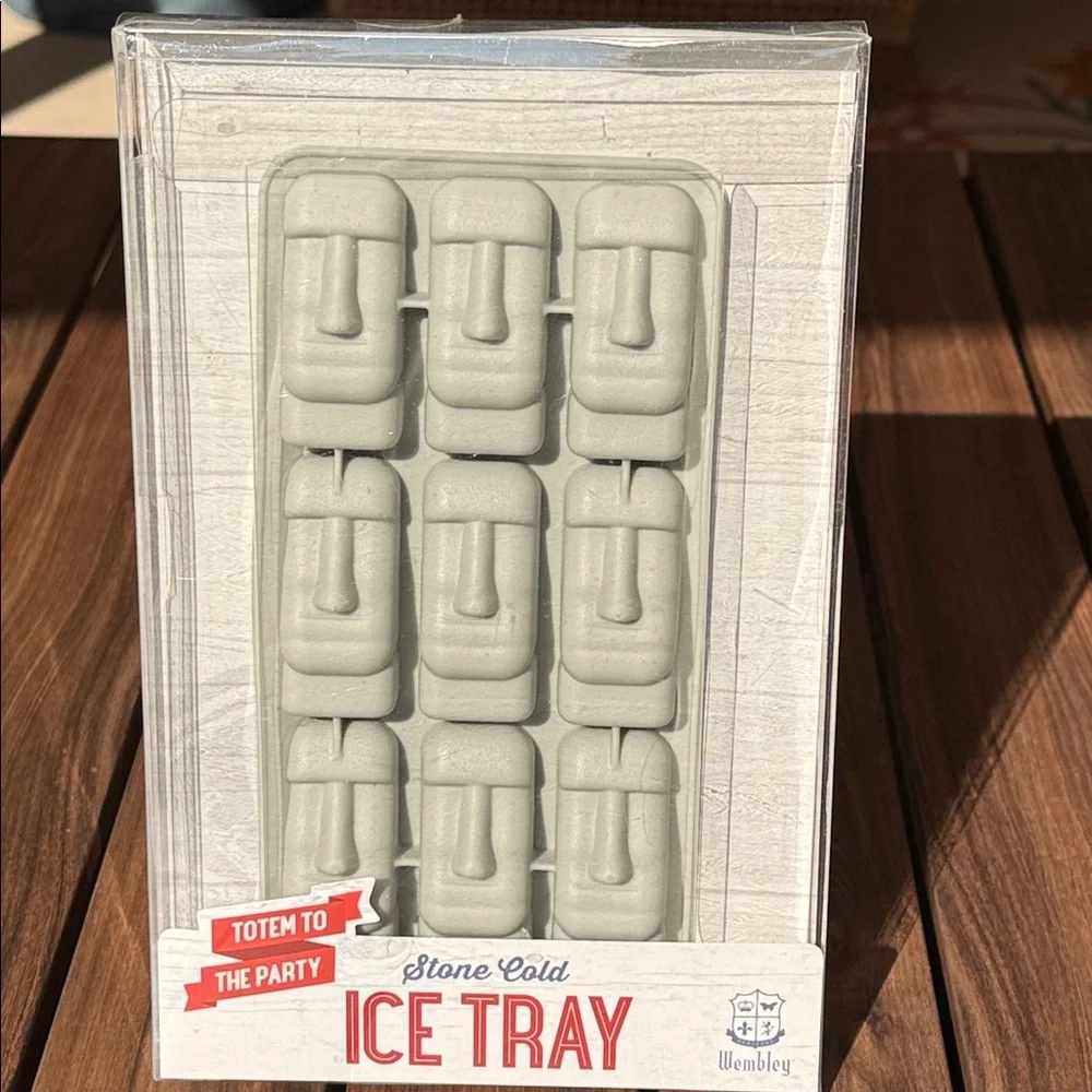 Wembley Easter Island Moai Head Stone Cold Silicone Ice Tray Mold Candy Mold